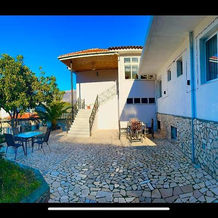 Villa Braho Gjirokaster Bagian luar foto